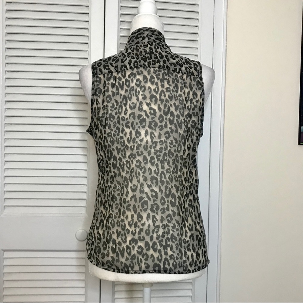 Sheer Grey Cheetah Print Blouse - Picture 4 of 4